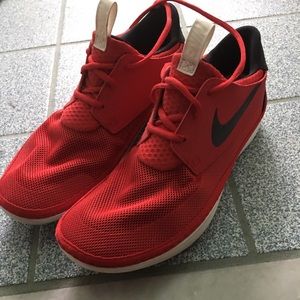 Red Nike Sneakers - Super Light!